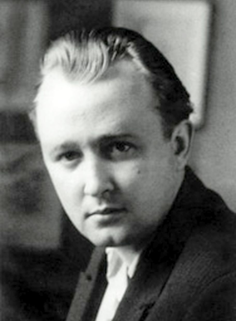 Владимир Костров